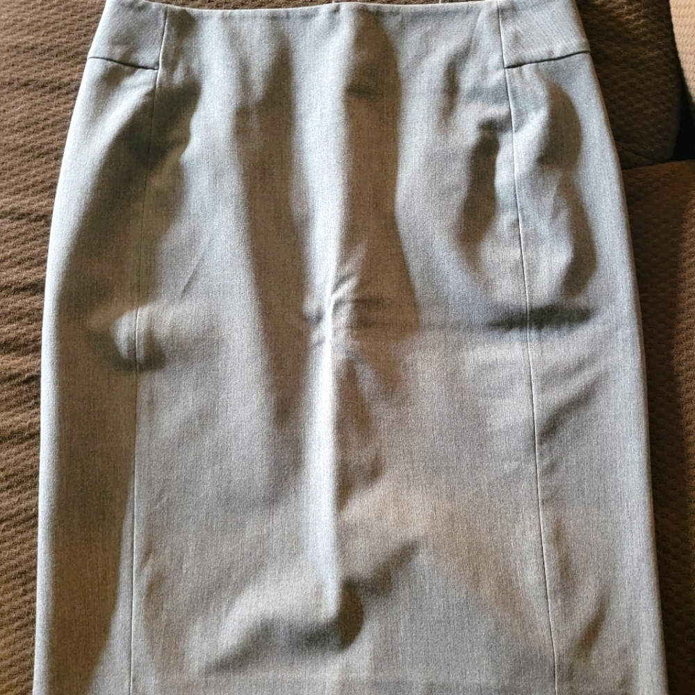 Women's Ann Taylor Loft Gray pencil skirt